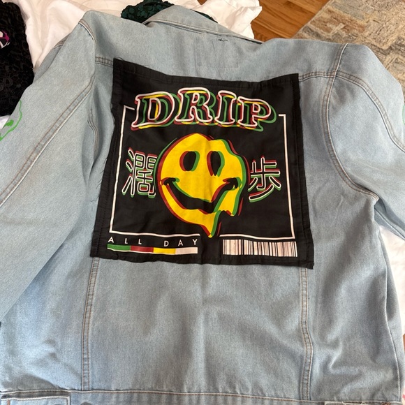 Women’s Brooklyn Cloth Light Blue Drip Oversized Jean Jacket EUC Size Large - Picture 8 of 8